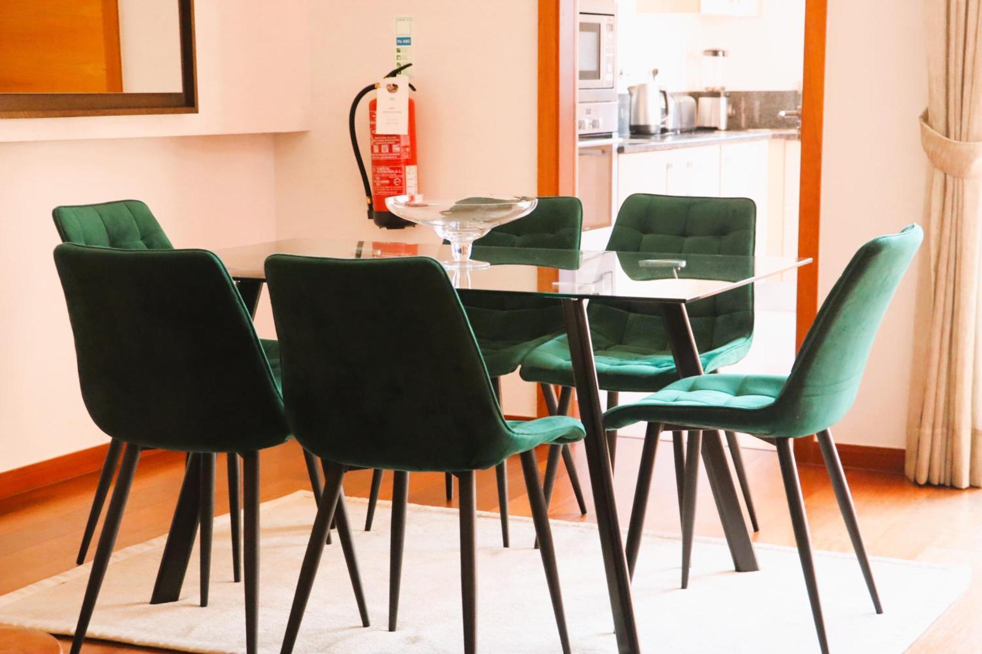 Luxury 3-Bedroom Apartment At High-End Luz Eksteriør bilde
